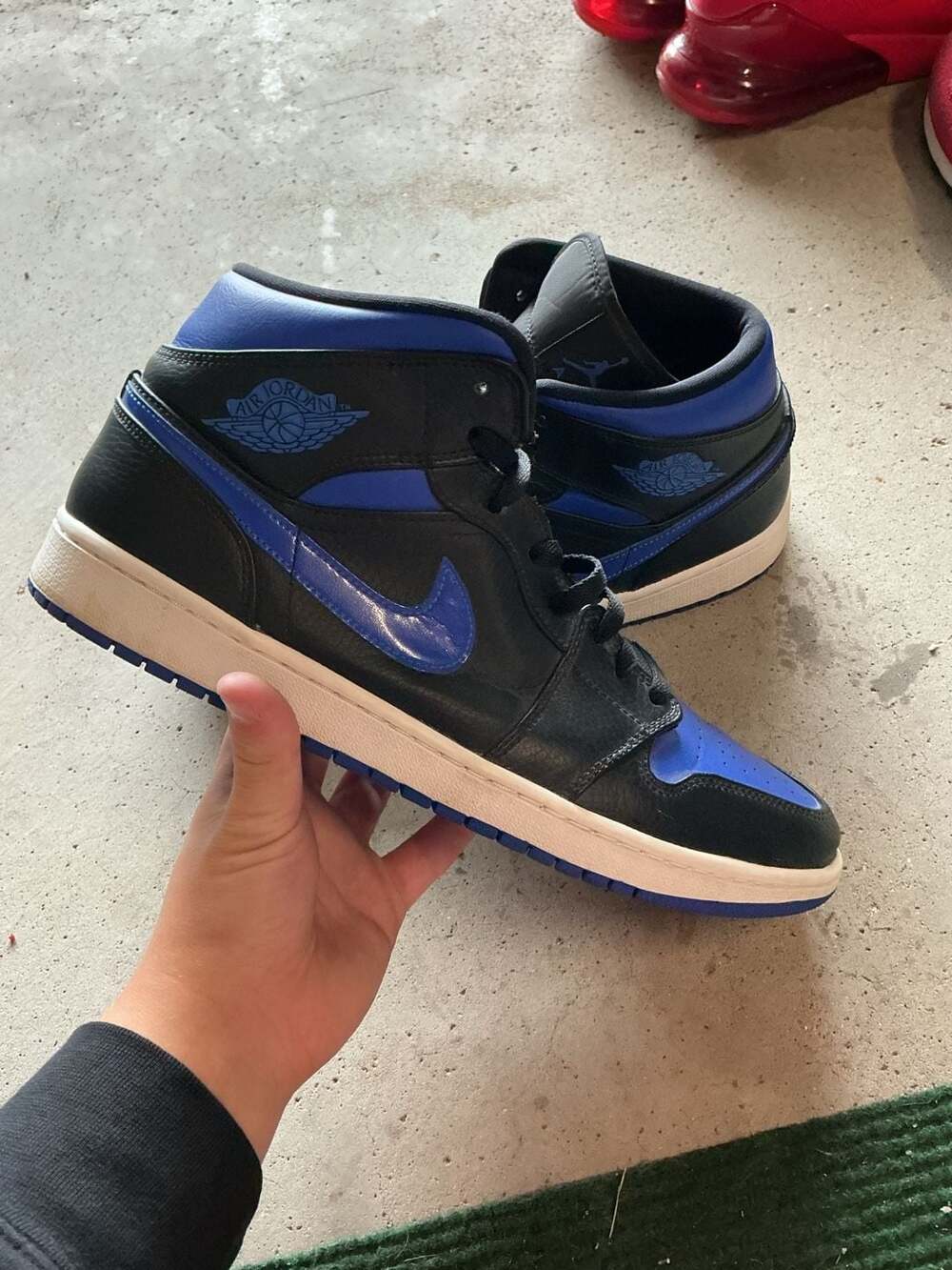 Nike Air Jordan 1 Mid Royal Hyper Royal Black Blue Size 12